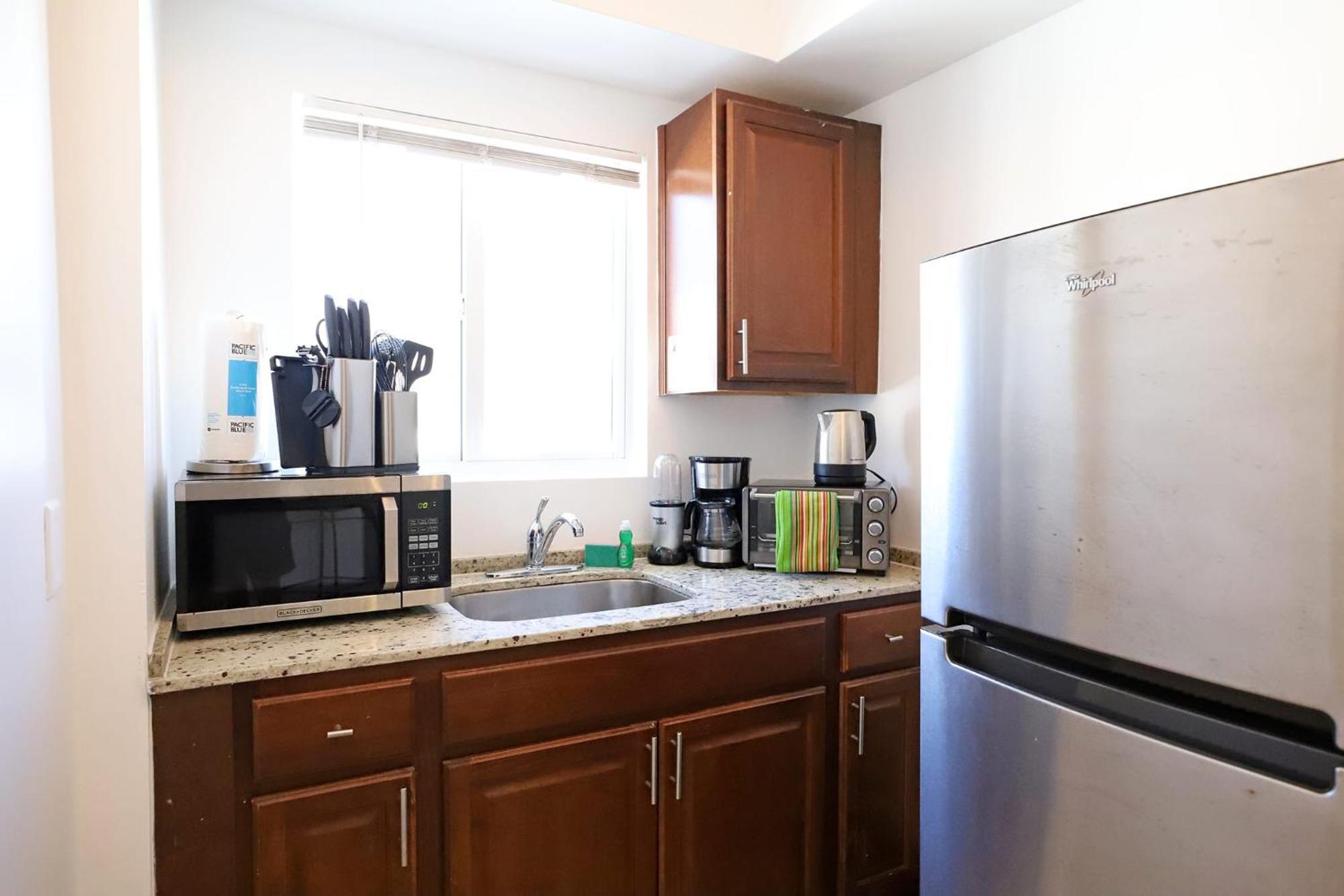 Miami Beach Apartment With Private Patio Free Parking Family Friendly No Pet Fee Exterior photo